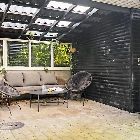 Dom wakacyjny Two-bedroom Pet Friendly In Holbæk