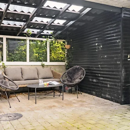 Holiday home Two-bedroom Pet Friendly In Holbaek