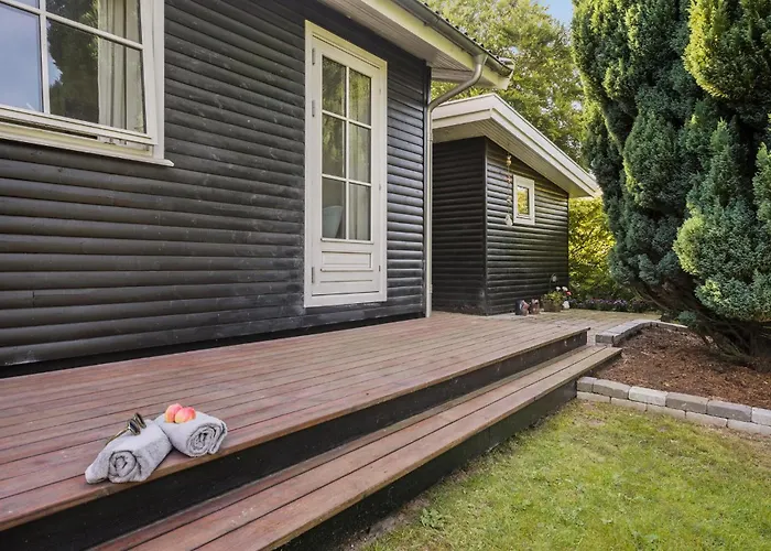 Two-bedroom Pet Friendly In *