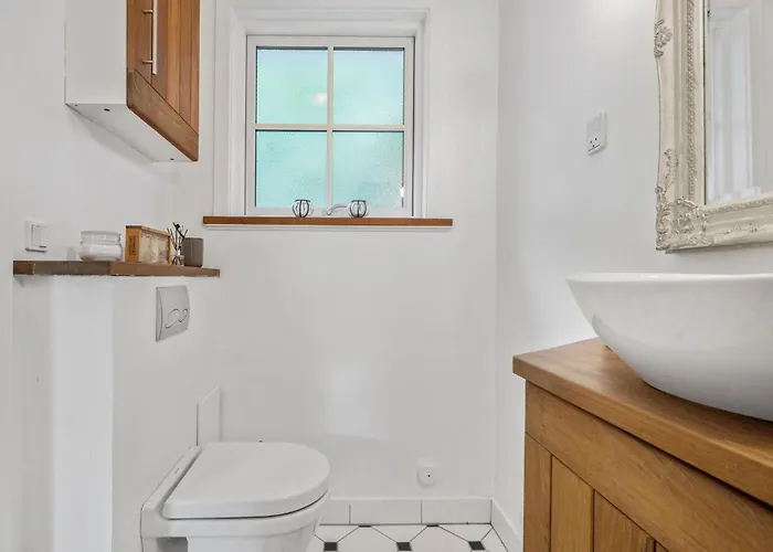 Two-bedroom Pet Friendly In Holiday home Holbaek